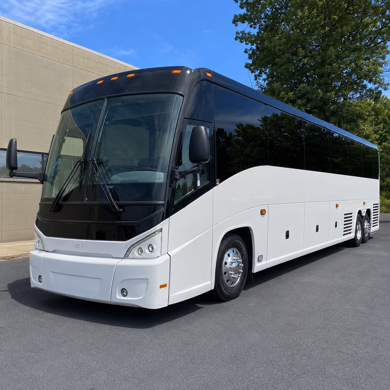 San Antonio Airport Shuttle & Transportation party bus exterior