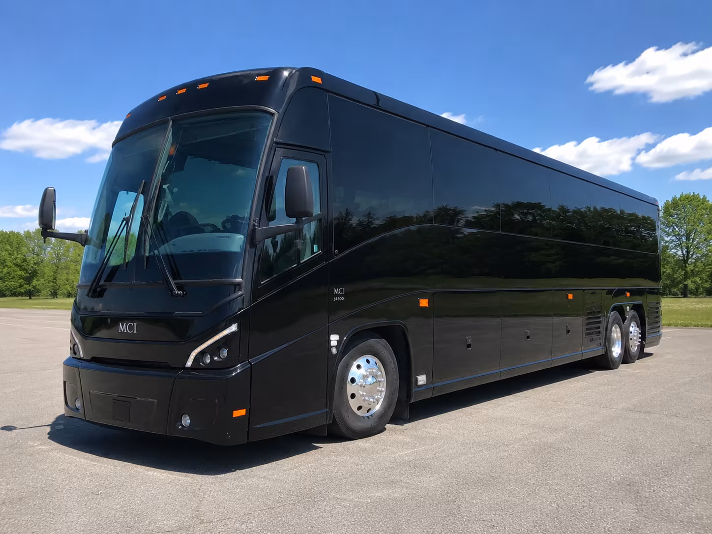 San Antonio Airport Shuttle & Transportation party bus exterior