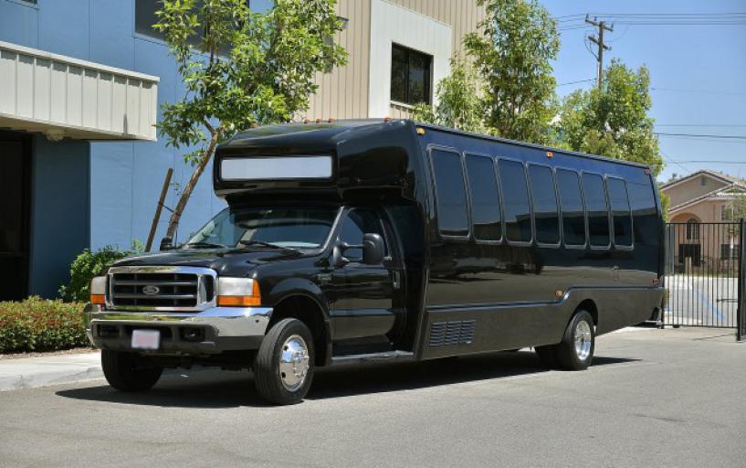 San Antonio 25 Passenger Party Bus